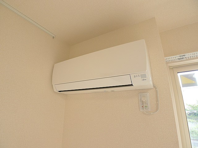 ロイジェントパークス　レイクタウン　Ⅱ　A リビングのエアコン