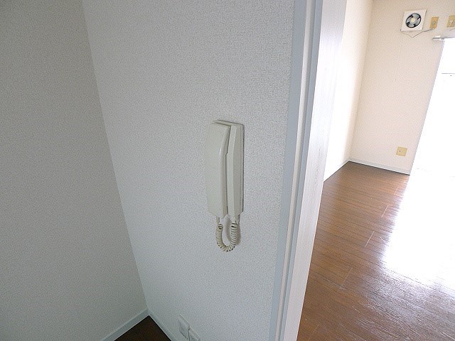 キャピタルハイツⅢ インターホン