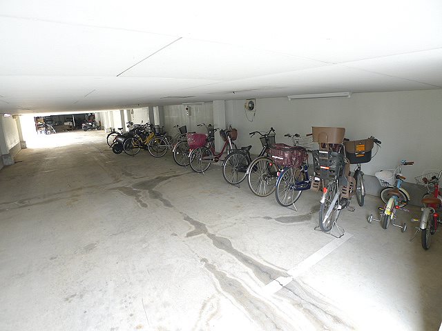 キャピタルハイツⅢ 駐輪場