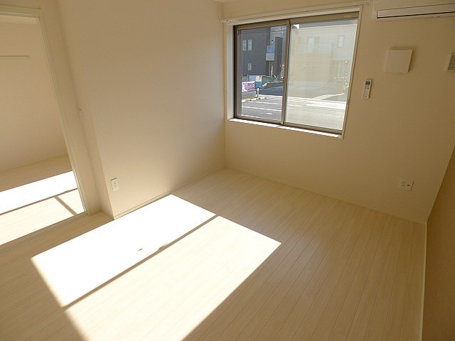 Lake Confort ＬＤＫ10.9帖