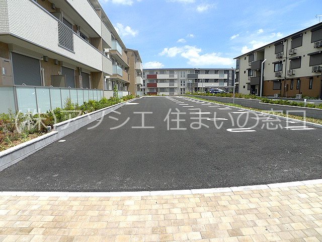 ロイジェントパークス　レイクタウン　Ⅱ　L 駐車場