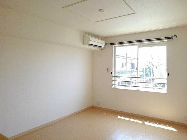 カンパーニャ　ミリオーネ LDK11.8帖