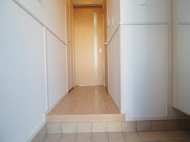 メゾン　アンソレイユ 玄関