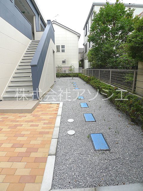 エスペランザ（越谷市東大沢） エントランス
