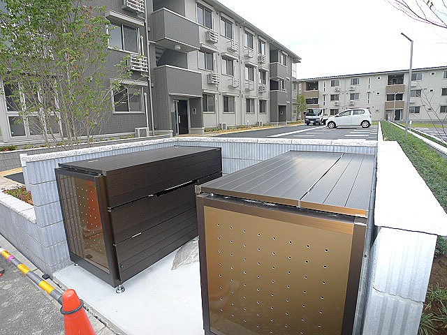 ロイジェントパークス　レイクタウン　Ⅱ　B 専用ごみ置き場