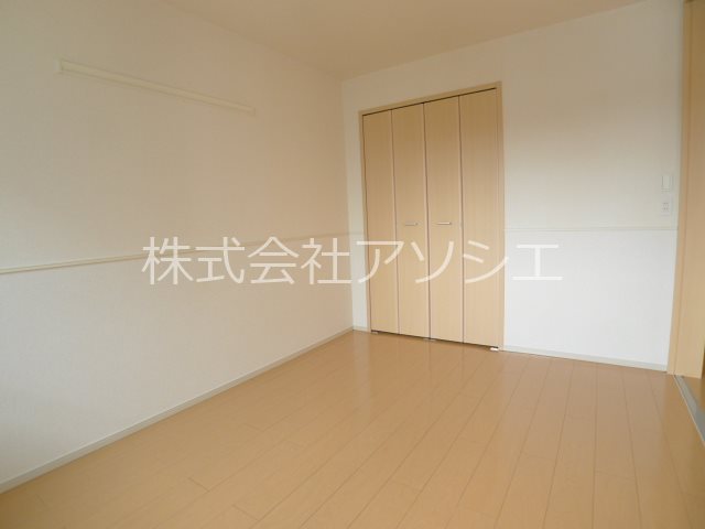 カーネミリオーネⅡ 洋室6帖