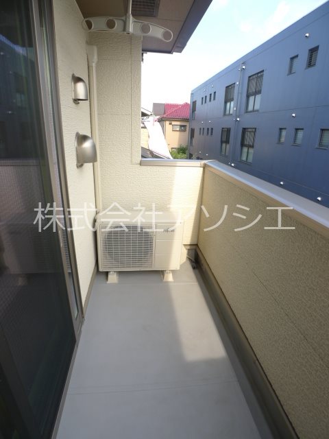 カーネミリオーネⅡ バルコニー