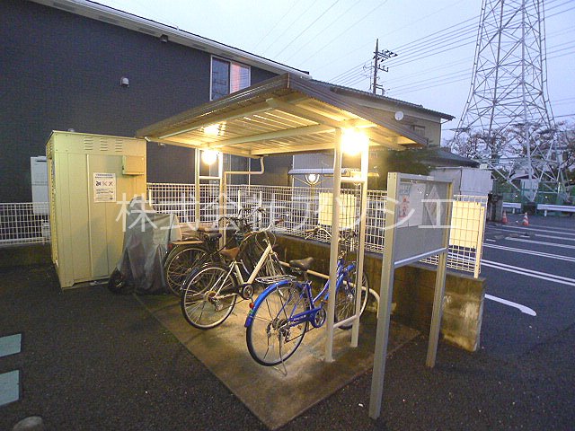 ウィステリア(吉川市) 駐輪場