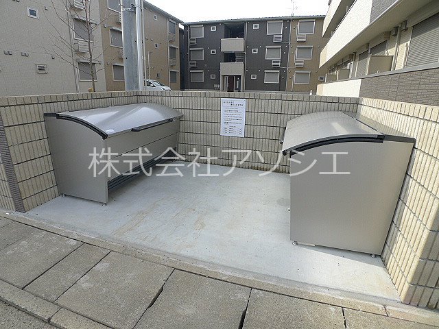 ロイジェントパークス草加手代C ゴミ集積場