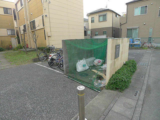 エヌパティオ 専用ごみ置き場