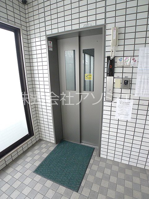 TAS越谷ビルディング エレベーター