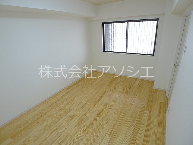 TAS越谷ビルディング 洋室6帖