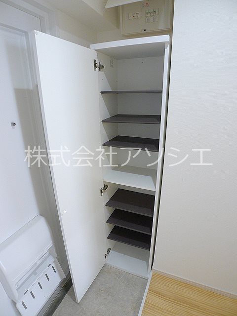 TAS越谷ビルディング シューズボックス