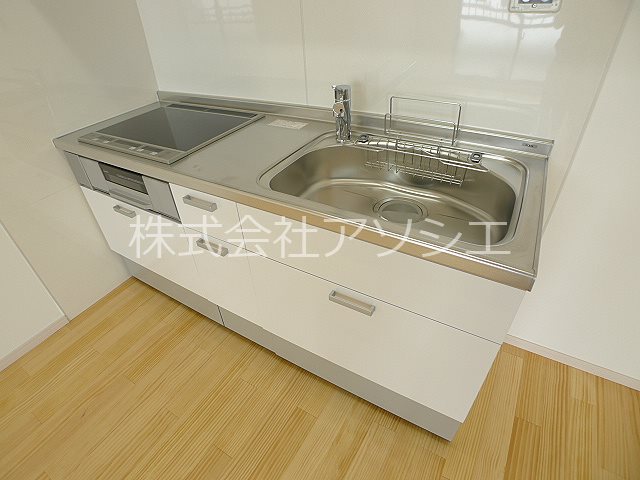 TAS越谷ビルディング システムキッチン