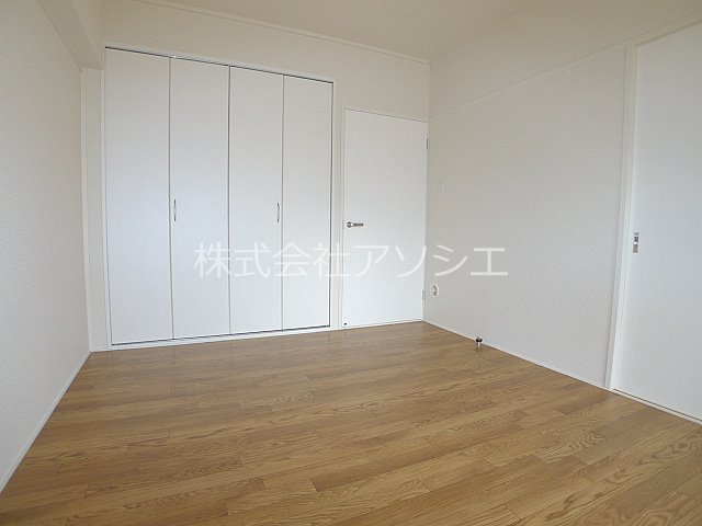 キャピタル新越谷 ベッドルーム