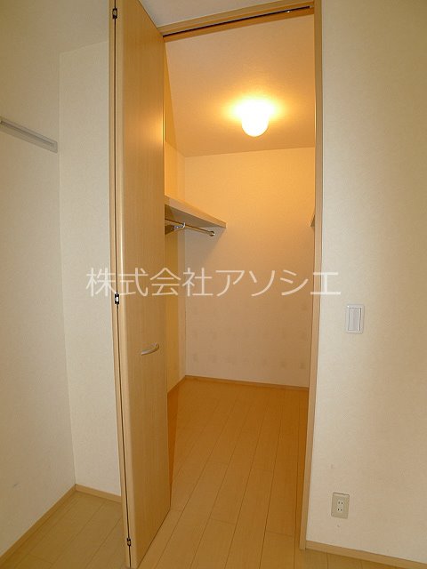 Charmant court MsⅡ ウォークインクローゼット