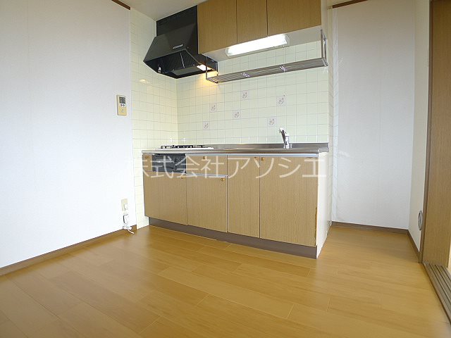 ウィンズハイム システムキッチン