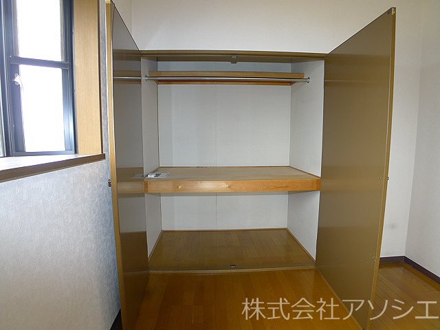 KOBA BILL クローゼット