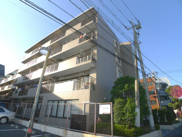 ファミール吉川のお問合せは、アソシエ住まいの窓口へ。