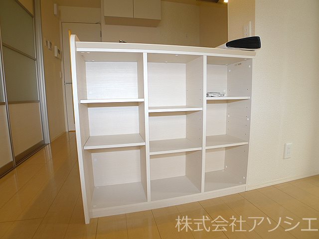ヘリオス吉川美南　クロノス 収納