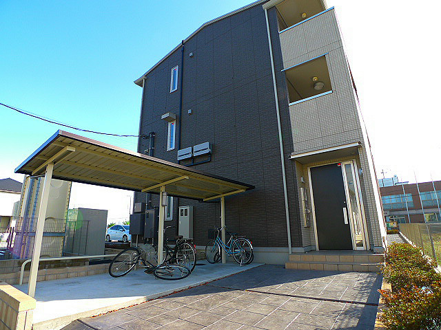 azalea 自転車置場