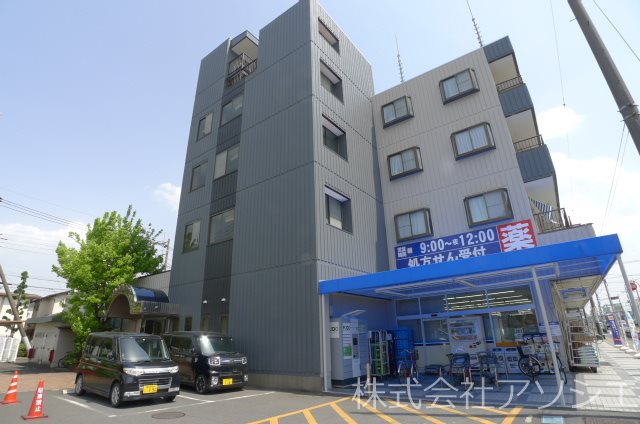 アルカサール南のご紹介は住まいの窓口アソシエにお任せください。