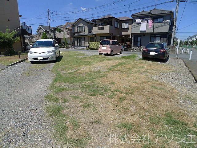 イーコモン 駐車場