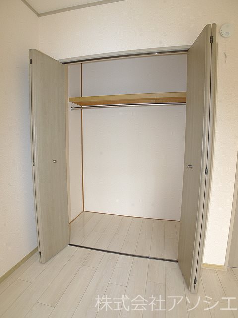 クライン・モルツ クローゼット