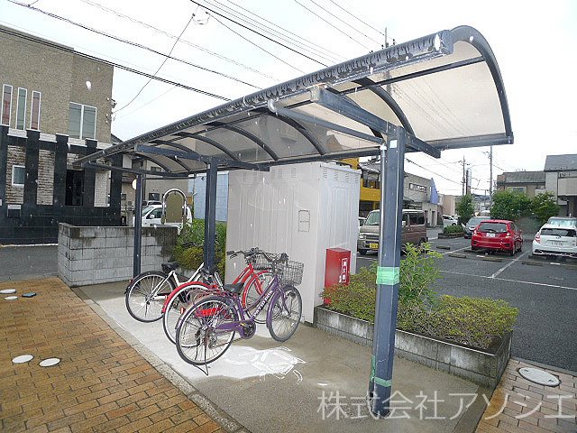 クライン・モルツ 駐輪場
