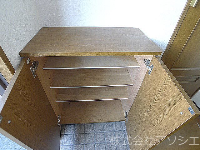 グリュンネベルクTAKANO 収納