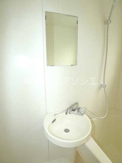 ココ吉川 洗面所