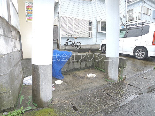 ココ吉川 ゴミ集積場