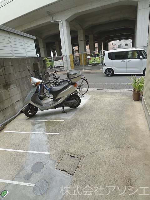 大野ビル 駐輪場