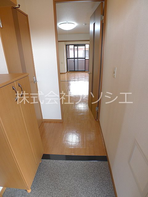 サザンクロスＡ 玄関ホール