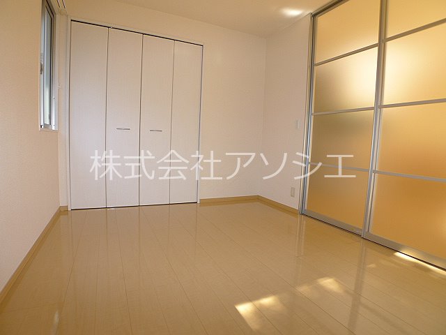 インペリアルN・Y 洋室6帖