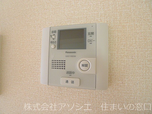 オーパス（越谷市赤山町1丁目） TVインターホン付き