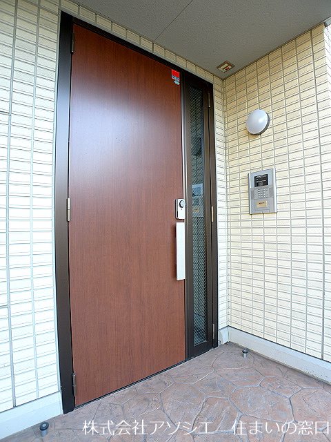 オーパス（越谷市赤山町1丁目） オートロック付き