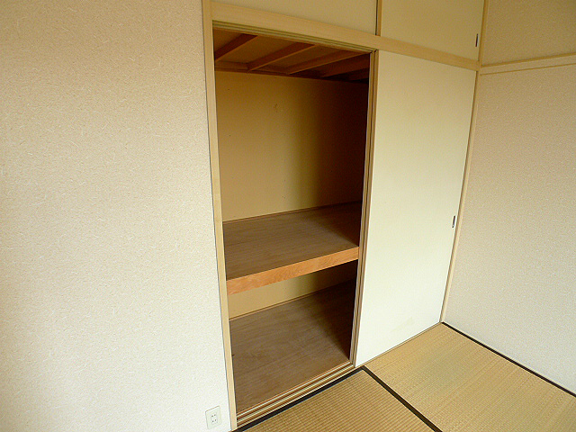 サンヴェールⅠ 和室の収納