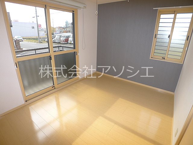 エスポワールⅠ 洋室6帖