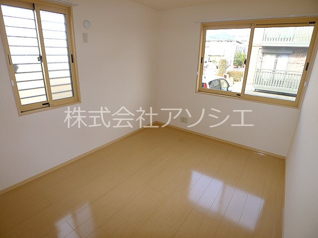 エスポワールⅠ 洋室6帖