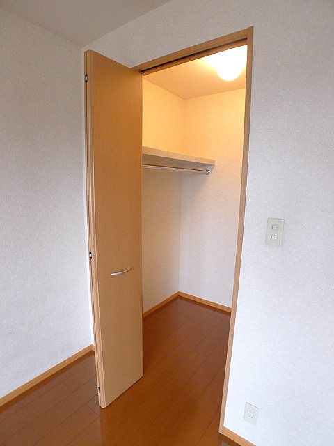 サンライズ蒲生 収納