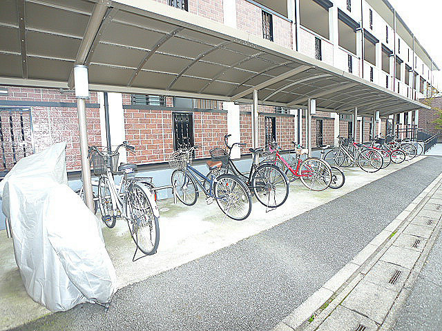 サンライズ蒲生 駐輪場