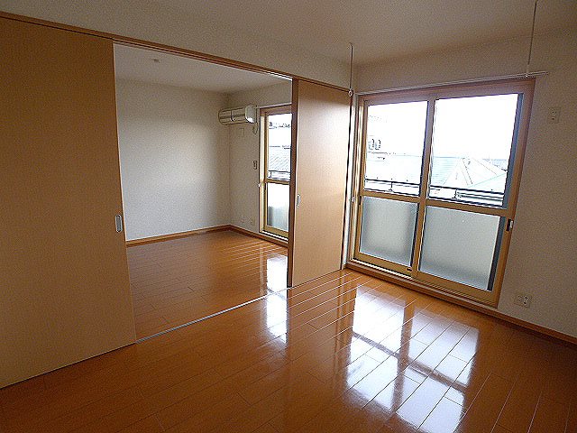 サンライズ蒲生 ベッドルーム