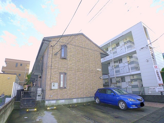エスポワール茜町 駐車場