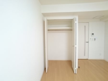 Sakura Building クローゼット