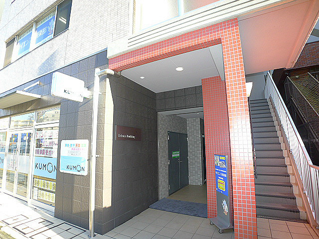 Sakura Building エントランス