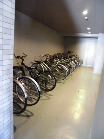 Sakura Building 駐輪場