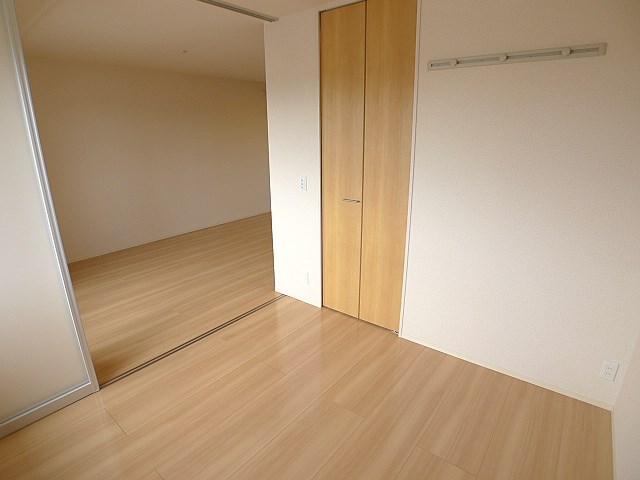 サンセレーナ 洋室4.5帖