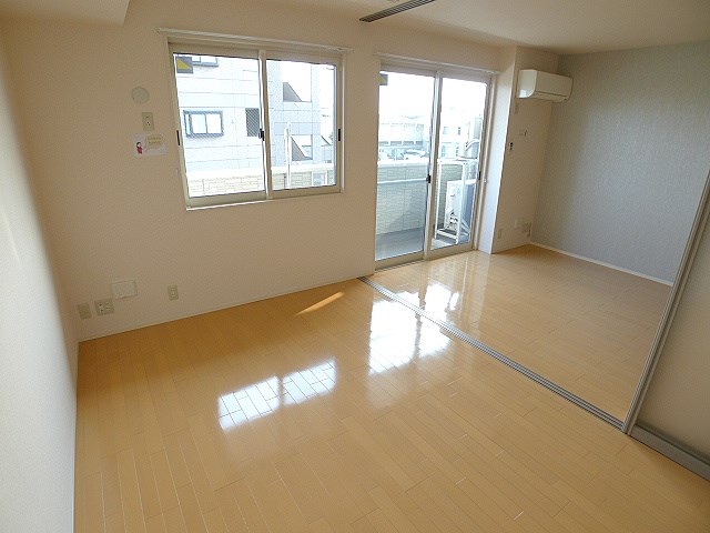 サニークロスＺ 洋室6帖