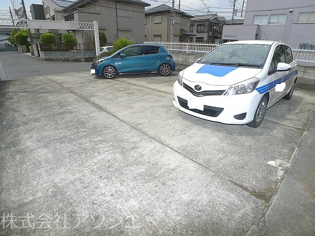 アネックスSK 駐車場